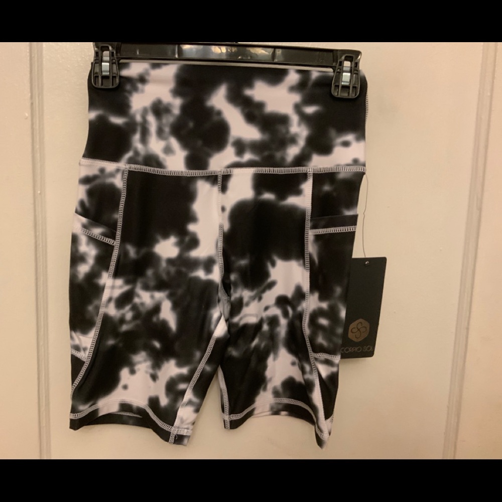 NWT Scorpio Sol bike shorts size XS.